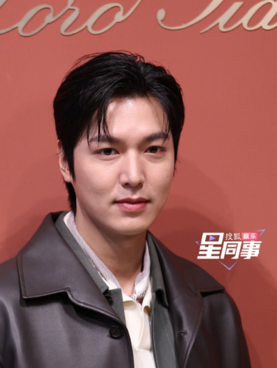 李敏镐37岁李敏镐时隔九年再来上海参加活动，这生图状态很不错了李
