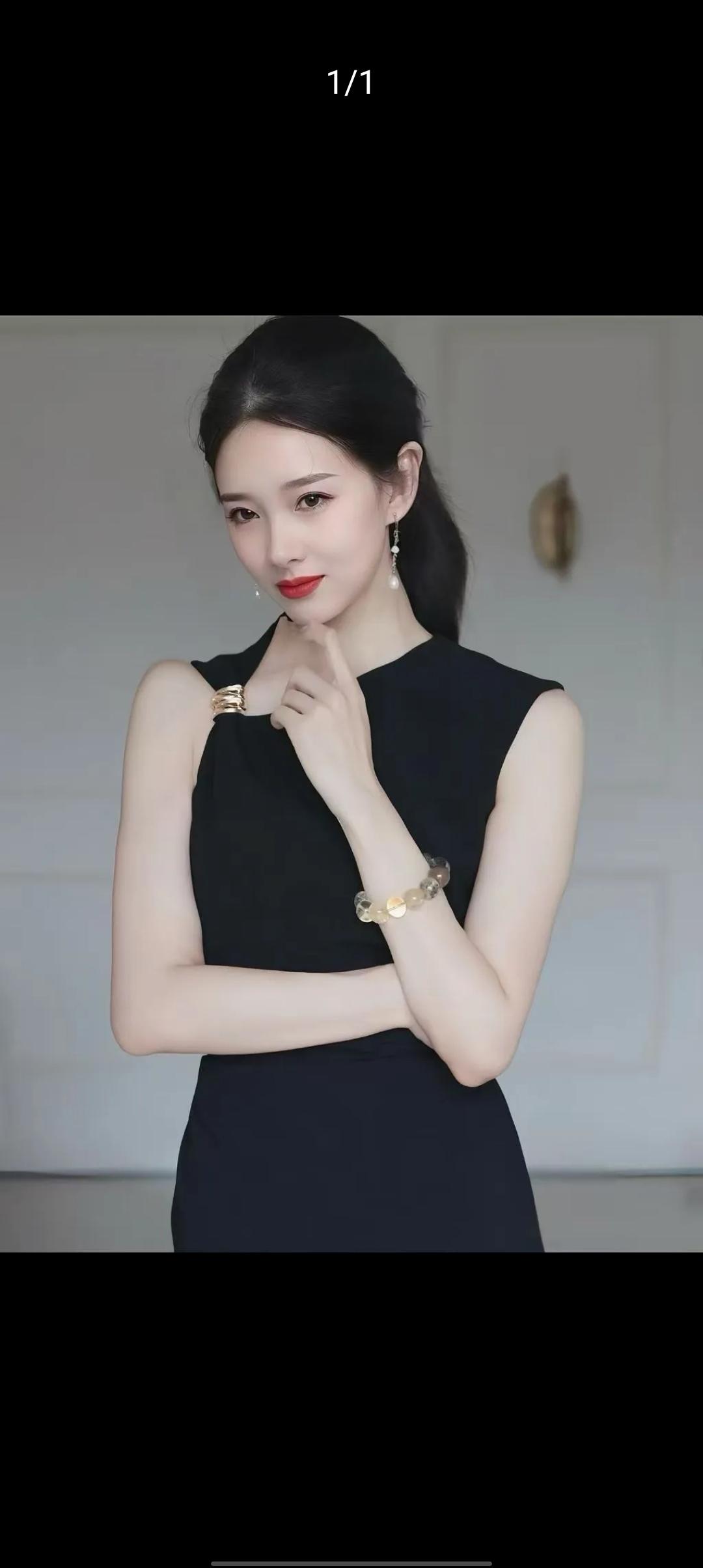 女生怎么穿搭会看上去很优雅