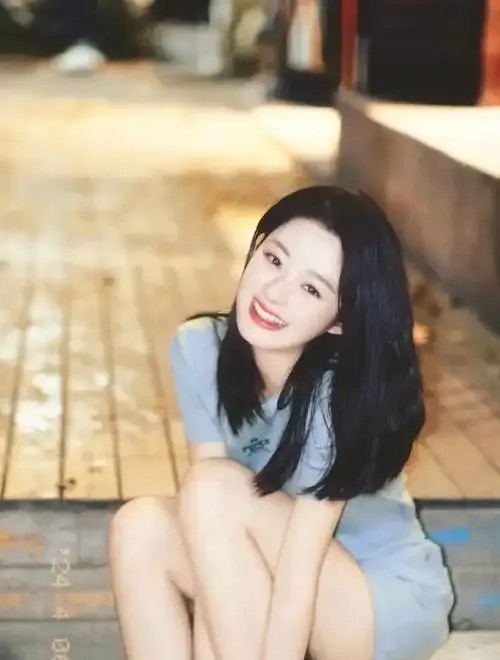 我们都欠黄杨细甜一个道歉！穷人的思维真的很可怕！一个假耳环事件被有心人炒得沸沸