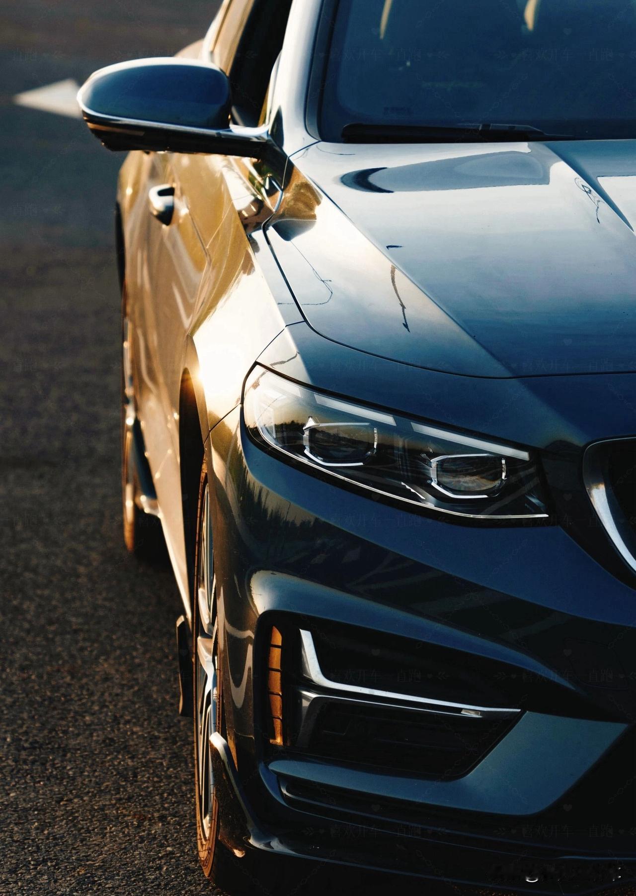 吉利的车还很出片啊！夕阳照耀下的吉利星瑞，质感直接拉满！吉利星瑞