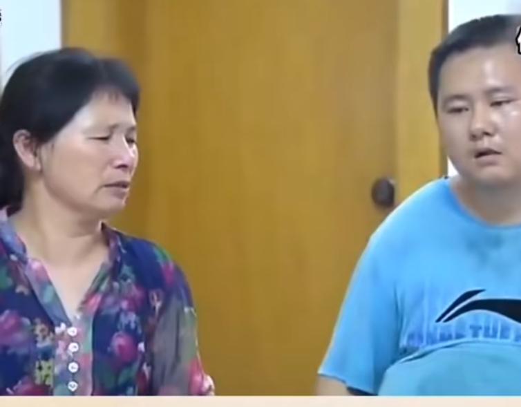 山东女人买精生3娃，不是冲动，也不是自私，而是活成自己的女王三代试管婴儿试管婴