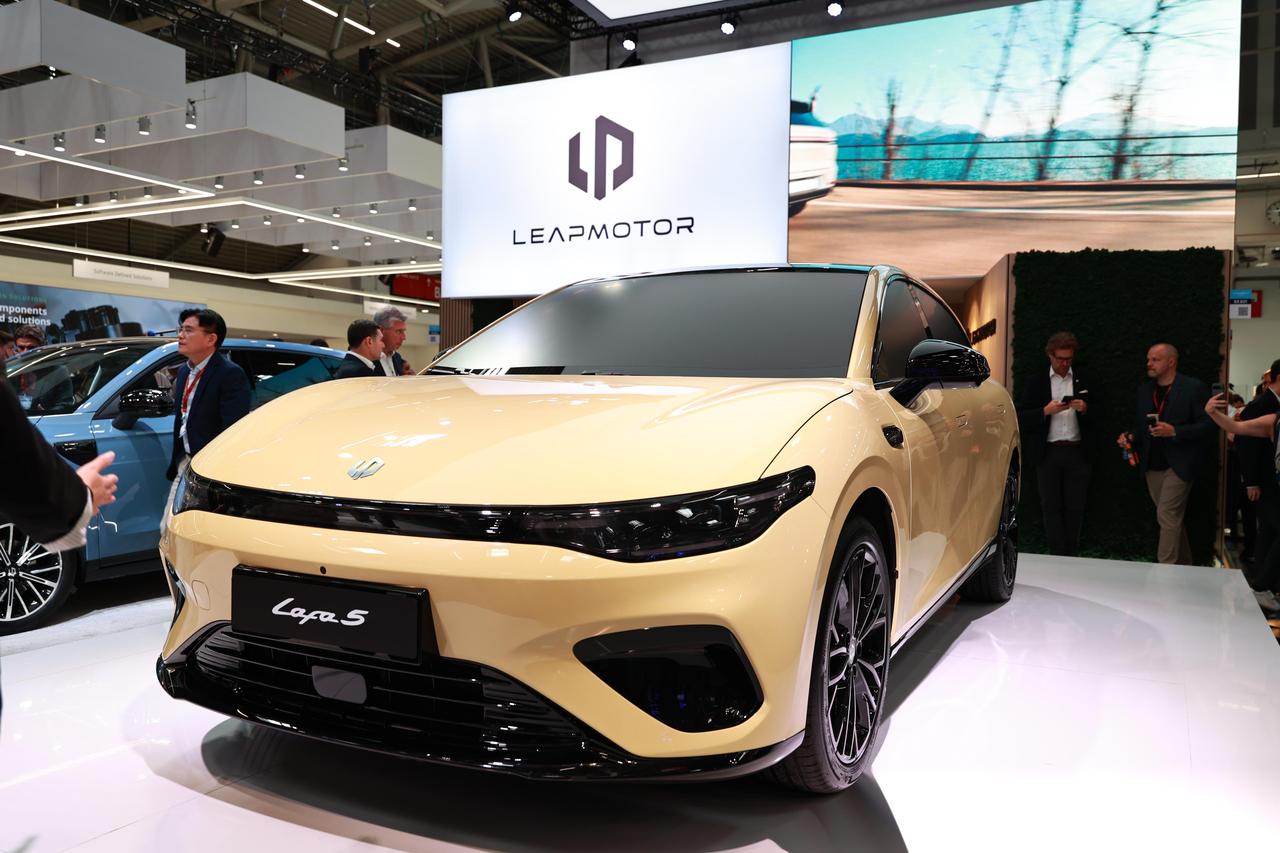 牛不牛！11月，零跑在意大利卖了2211辆11月，零跑在德国卖了1046辆