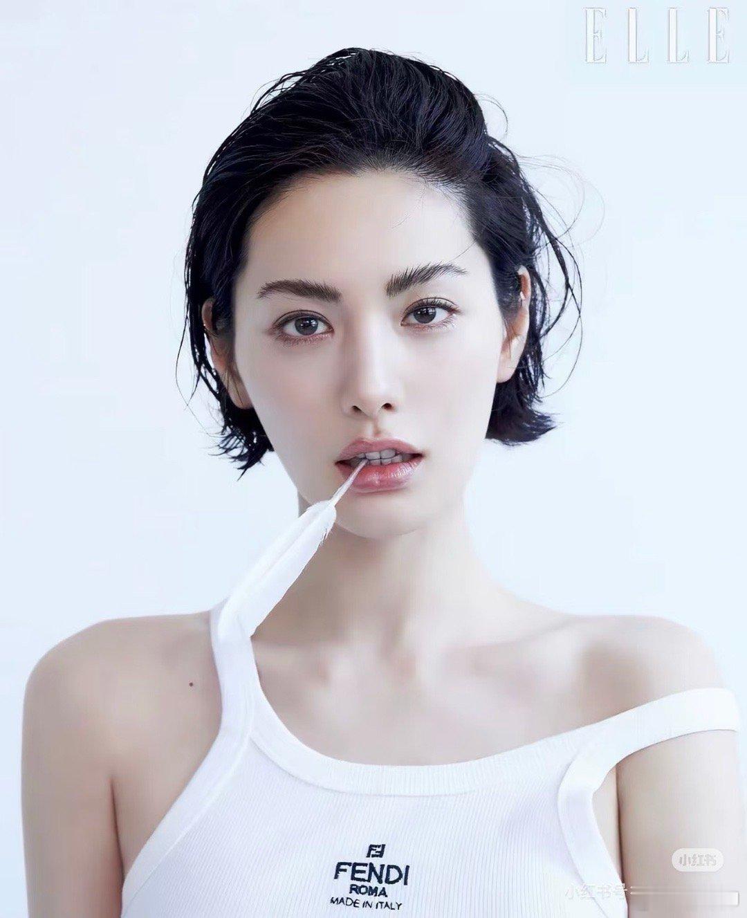 这张好像林珍娜。。​
