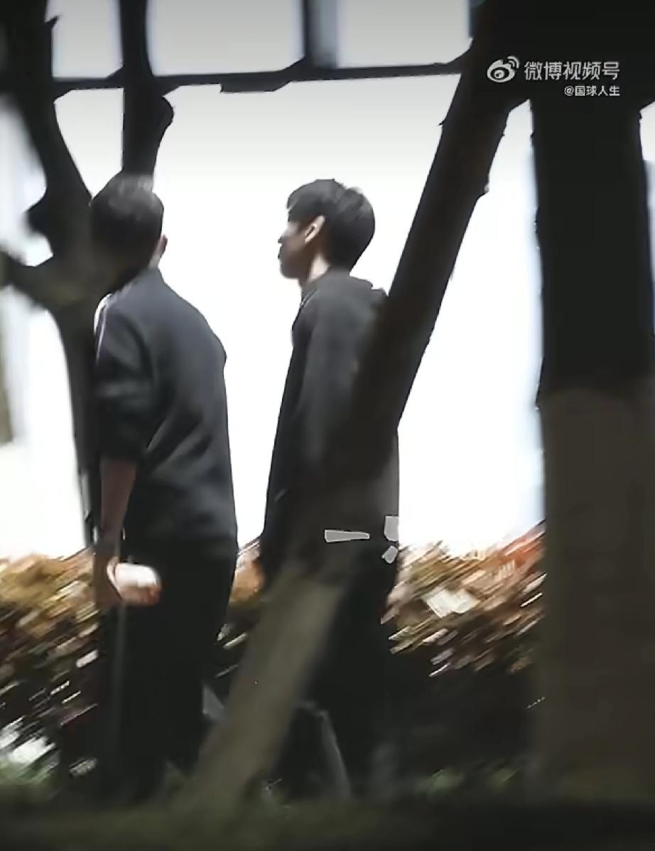 温瑞博又是差一点儿，昨天在成都封训基地，国乒进行了2026年伦敦世乒赛团体赛第