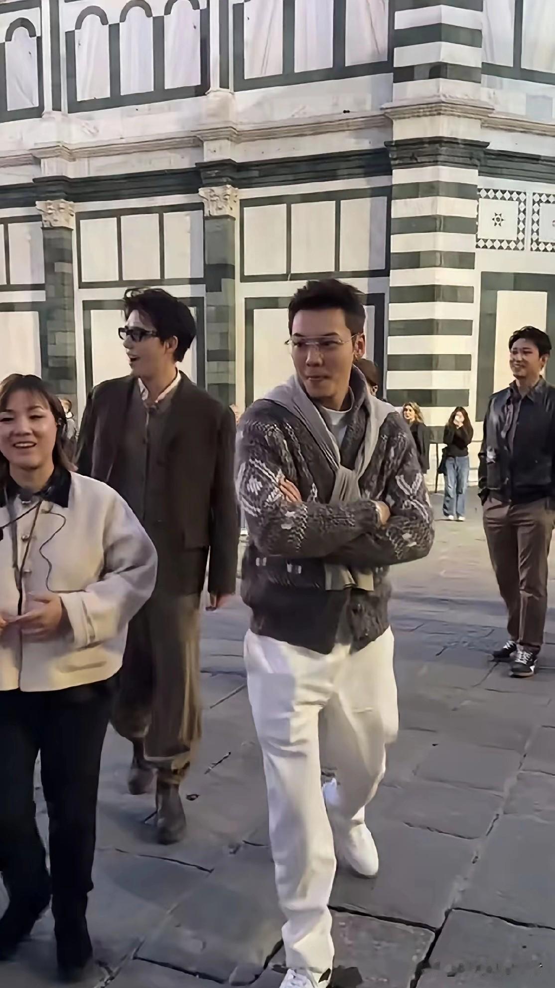 陈伟霆怎么又有关注度了呢？想不起来什么突出的作品，但是最近很火，也许是因为他的颜