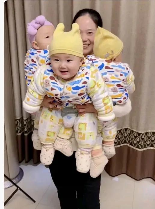 江西一位妈妈分享了三个女儿的日常照片，一下子就在网上火了。这三个小姑娘长得特别好