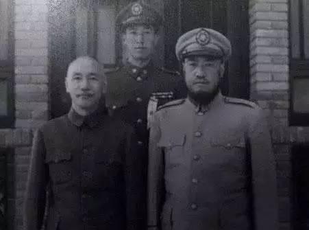 彭德怀率军攻打马家军时，毛泽东为何坚决要求全歼而不接受投降？此事真实发生吗19