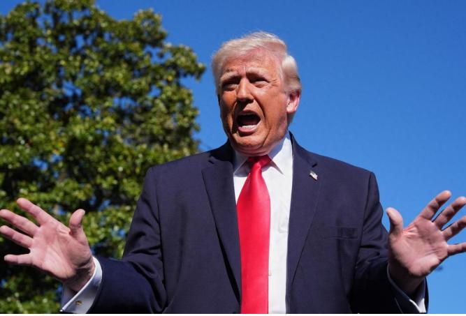 不想访华了？ 特朗普突然召回驻华大使，财长公开骂中国！不是不来了，是戏演给几