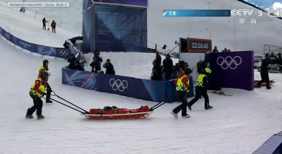 祝刘佳宇平平安安刘佳宇意识清醒刘佳宇初步诊断为头部磕碰非常吓人，现场大概救治了1