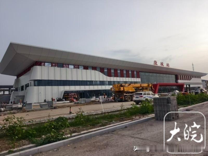 不少网友直言亳蒙城际没有修建必要，其实我们不能片面否定这条皖北民生高铁。百万人