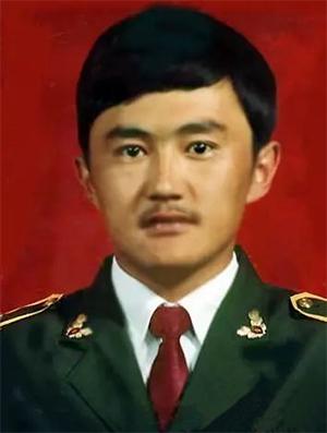 人死之前是有预兆的。1994年哈萨克族民警赛尔江吃完晚饭对妻子说“你今天做的饭特