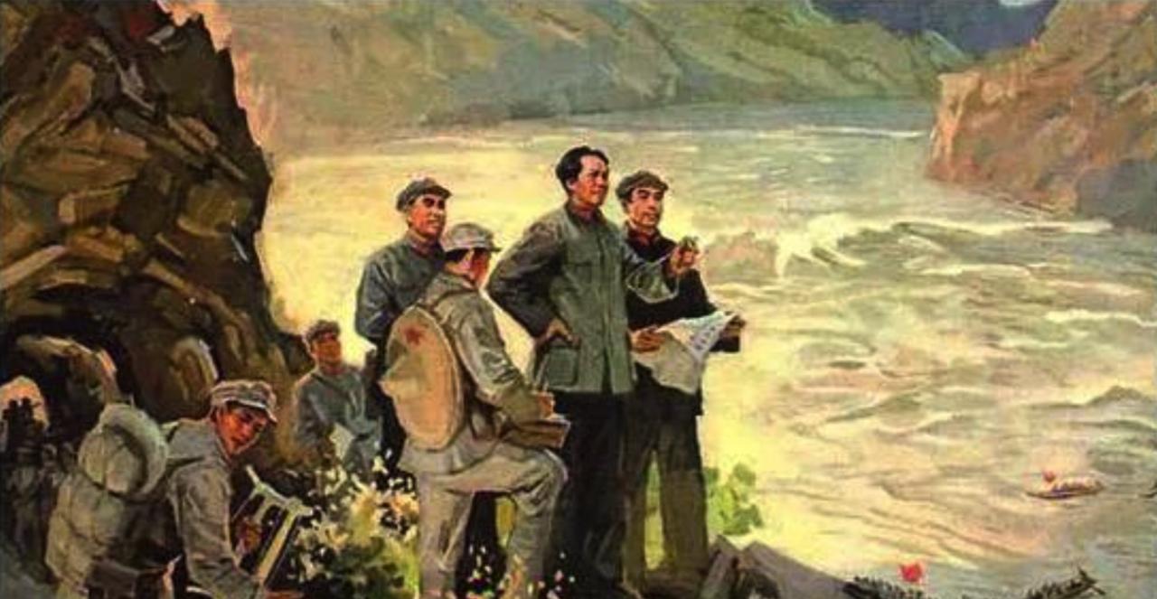 1935年，红军伪装成敌人过封锁，遭敌人盘问，正要放行时，一战士见敌人枪好看，“