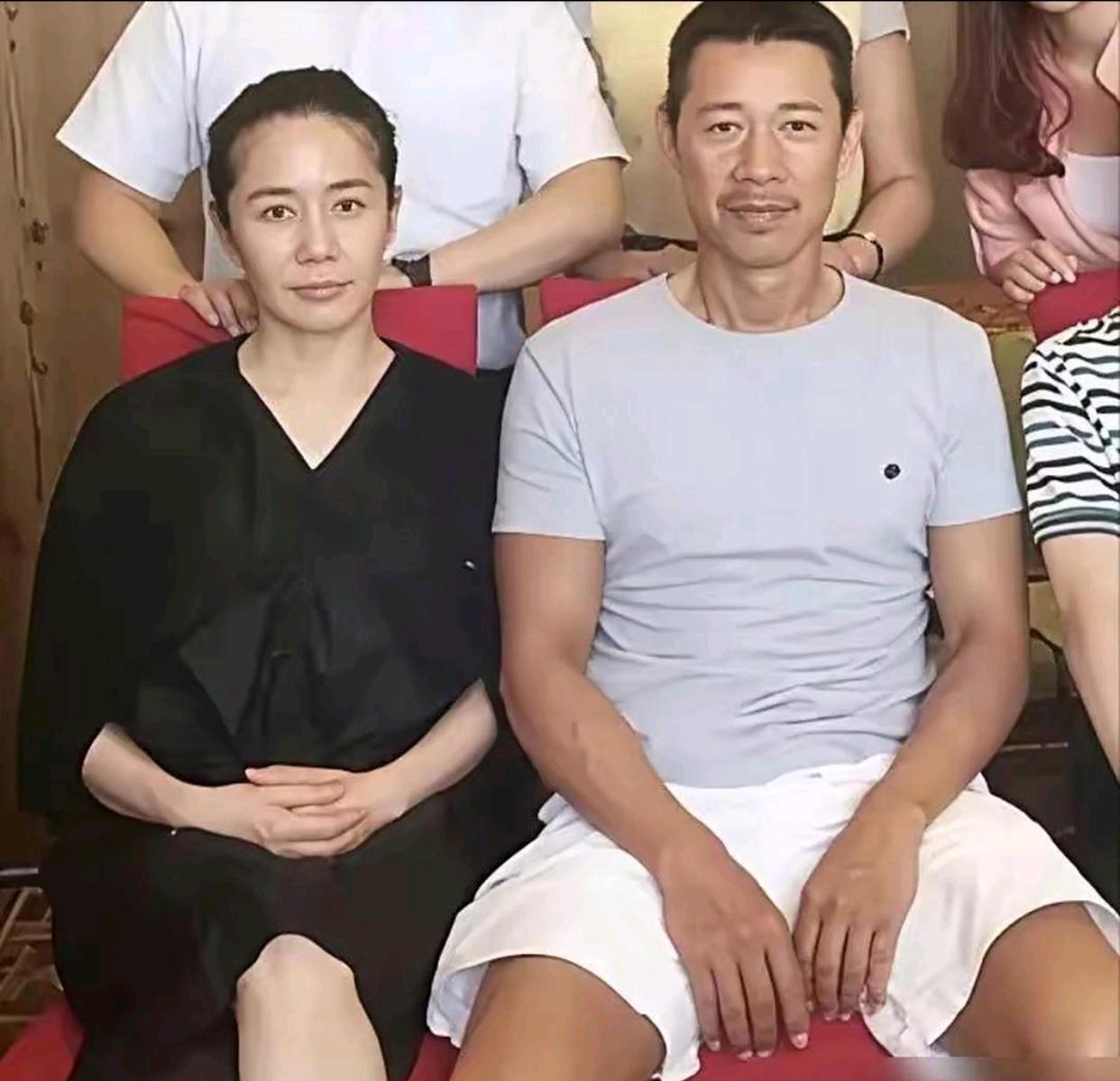 69岁张丰毅的老婆霍凡，原来是舞蹈学院的老师，难怪结婚30年零绯闻！她小他12岁
