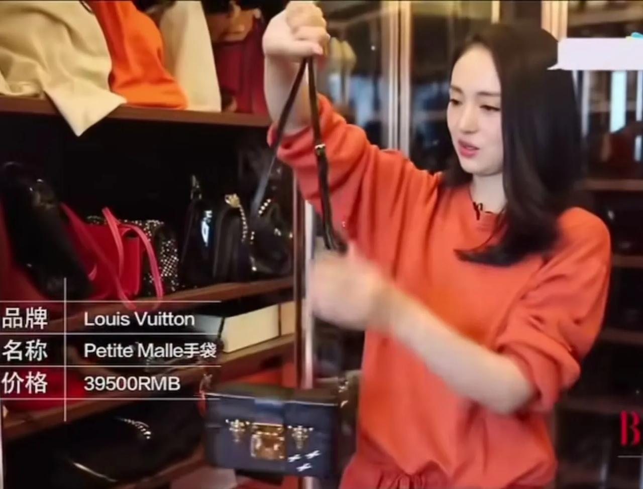 曾经董璇前夫一出门就爱给她买包，一个小挎包将近4w，拍戏回来随手又买一个3w的