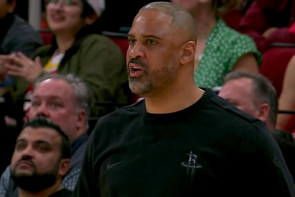 兵败如山倒：乌度卡引咎辞职吧！！！耻辱3连败，被太阳反超掉入附加赛，末节居然