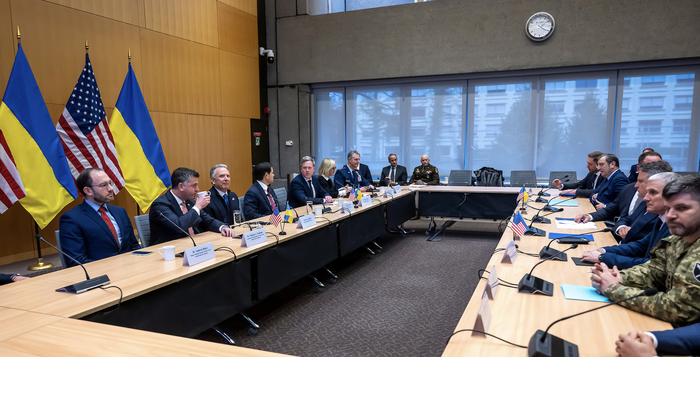 美国的最新“和平计划”曝光！12月11日，美国给乌克兰提供了一份最新的“和平计