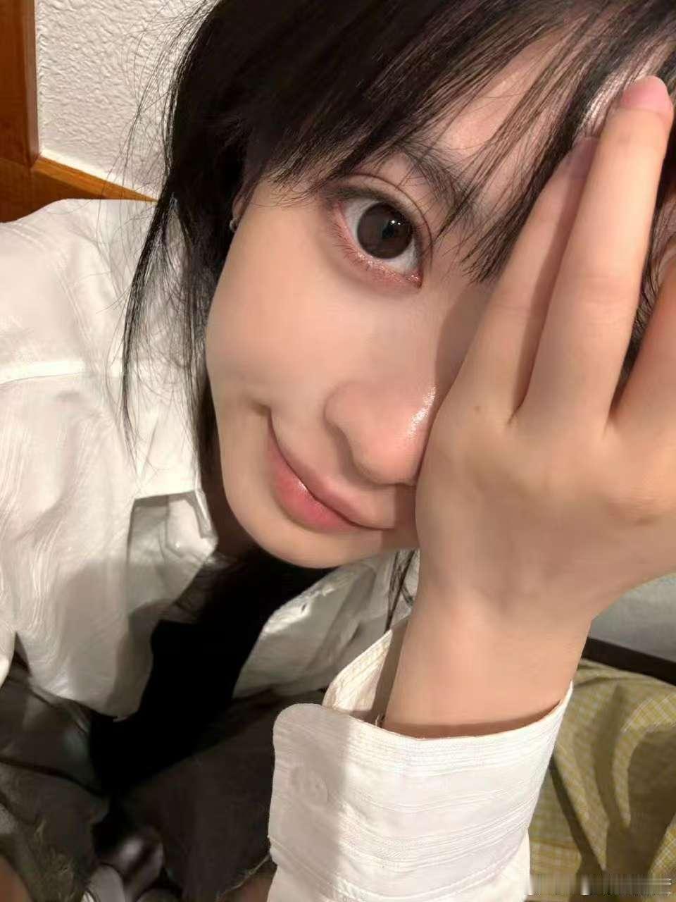 这居然是田曦薇素颜状态吗？！皮肤好好，好可爱的萌物​​​