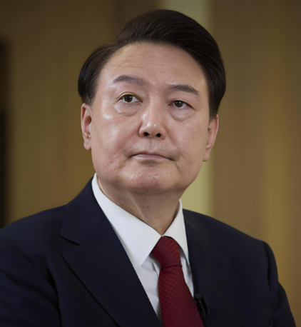 李在明拿尹锡悦一点办法都没有！9月8日，韩国前总统尹锡悦连续第八次缺席对他发动内