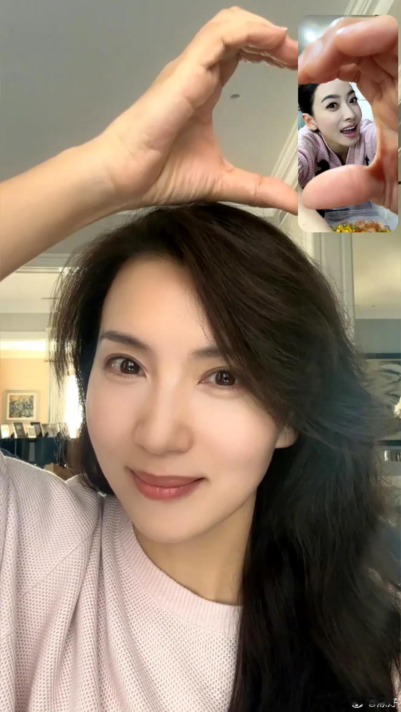陈好，真是娱乐圈里的一朵奇葩！首先我个人对女演员陈好是有滤镜的，从“万人迷”