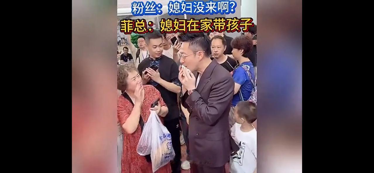 汪小菲马筱梅，各自出席活动了！6月27日，是汪小菲的44岁生日，他一个人出席活