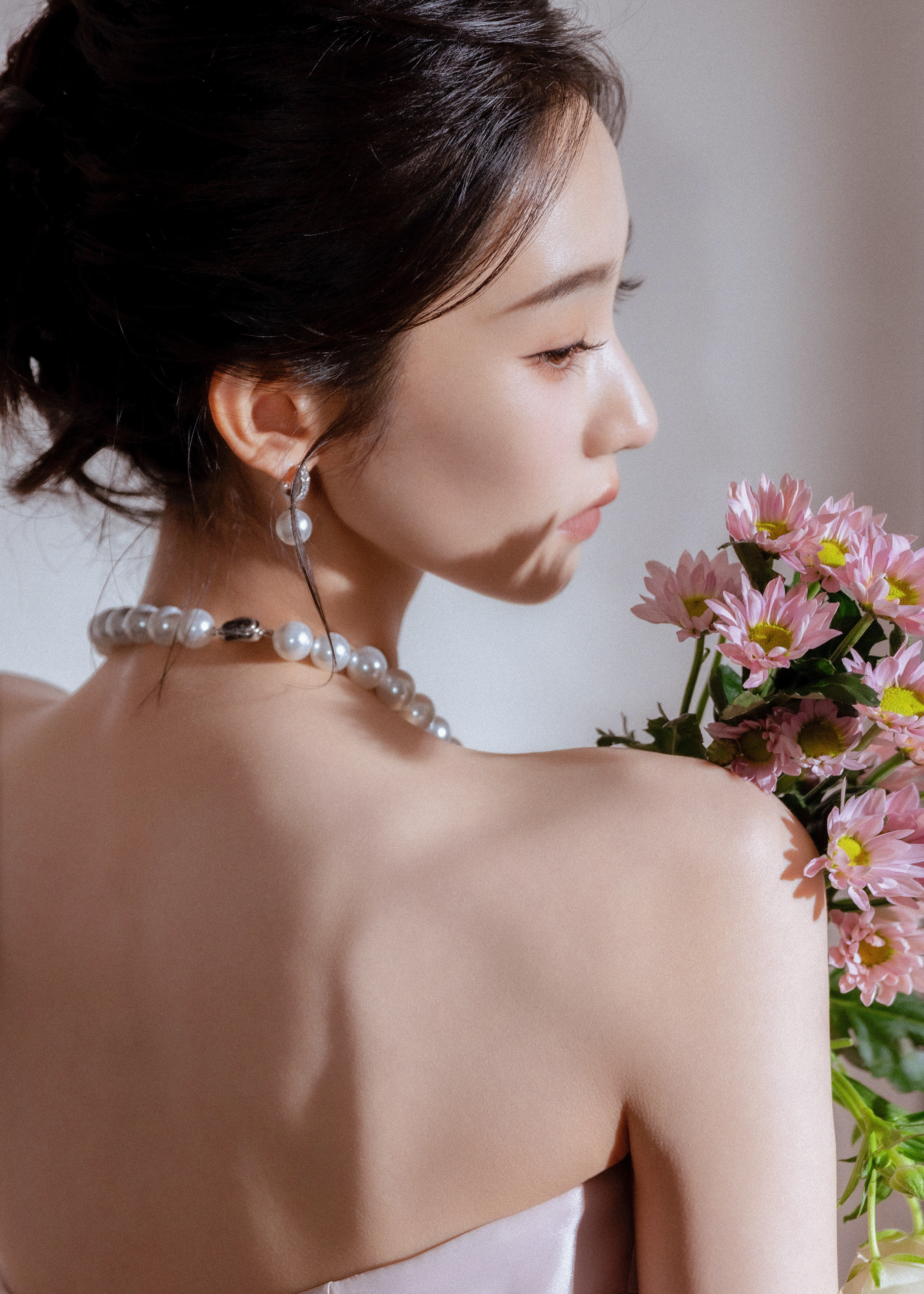 张艺凡在复制粘贴的时代，你是手写的诗