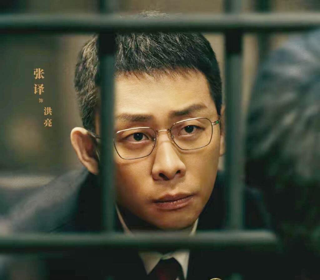 《以法之名》，洪亮为什么不太愿意帮乔振兴翻案？我觉得，这才是一个人的正常反应吧