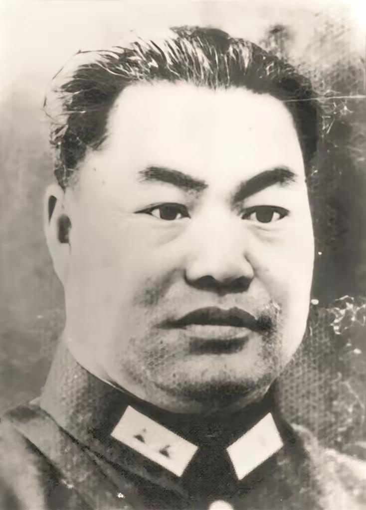 1944年，几个刺刀同时刺进了79军军长王甲本的腹部，这位打了半辈子仗的将军，就