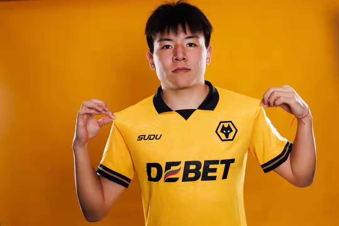 2月10日，中国球员徐彬完成了代表巴恩斯利U21的首秀，并帮助球队4-2逆转取胜