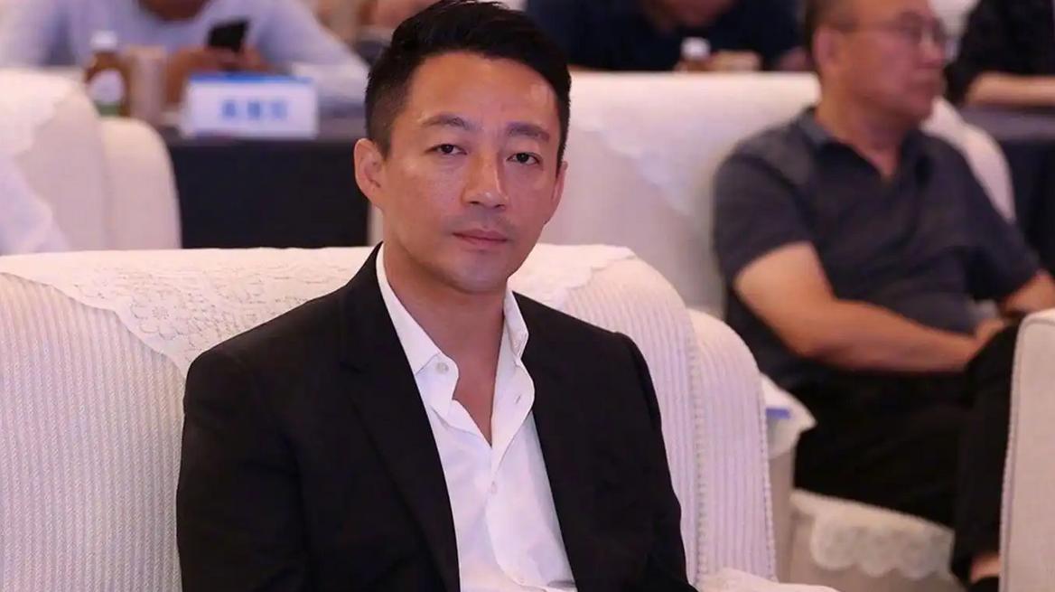 大S在九泉之下都闭不上眼了，她也没想到自己踩在脚下的老公这么优秀。 只要是在