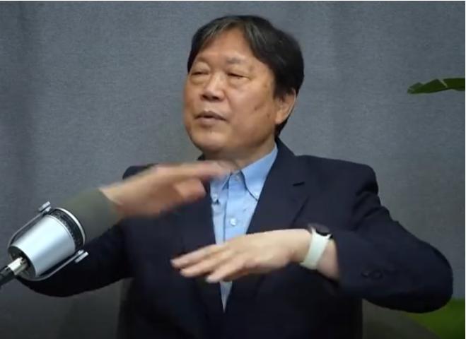 这个韩国专家太敢说了！他表示如果美国把所有军事力量都集结起来去攻打中国，就算是1