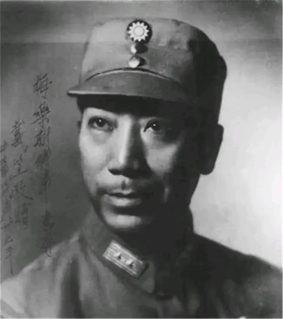 那天，潘有声对妻子胡蝶说：“怎么办，戴笠要调我去云南？”胡蝶听后心里“咯噔”一下