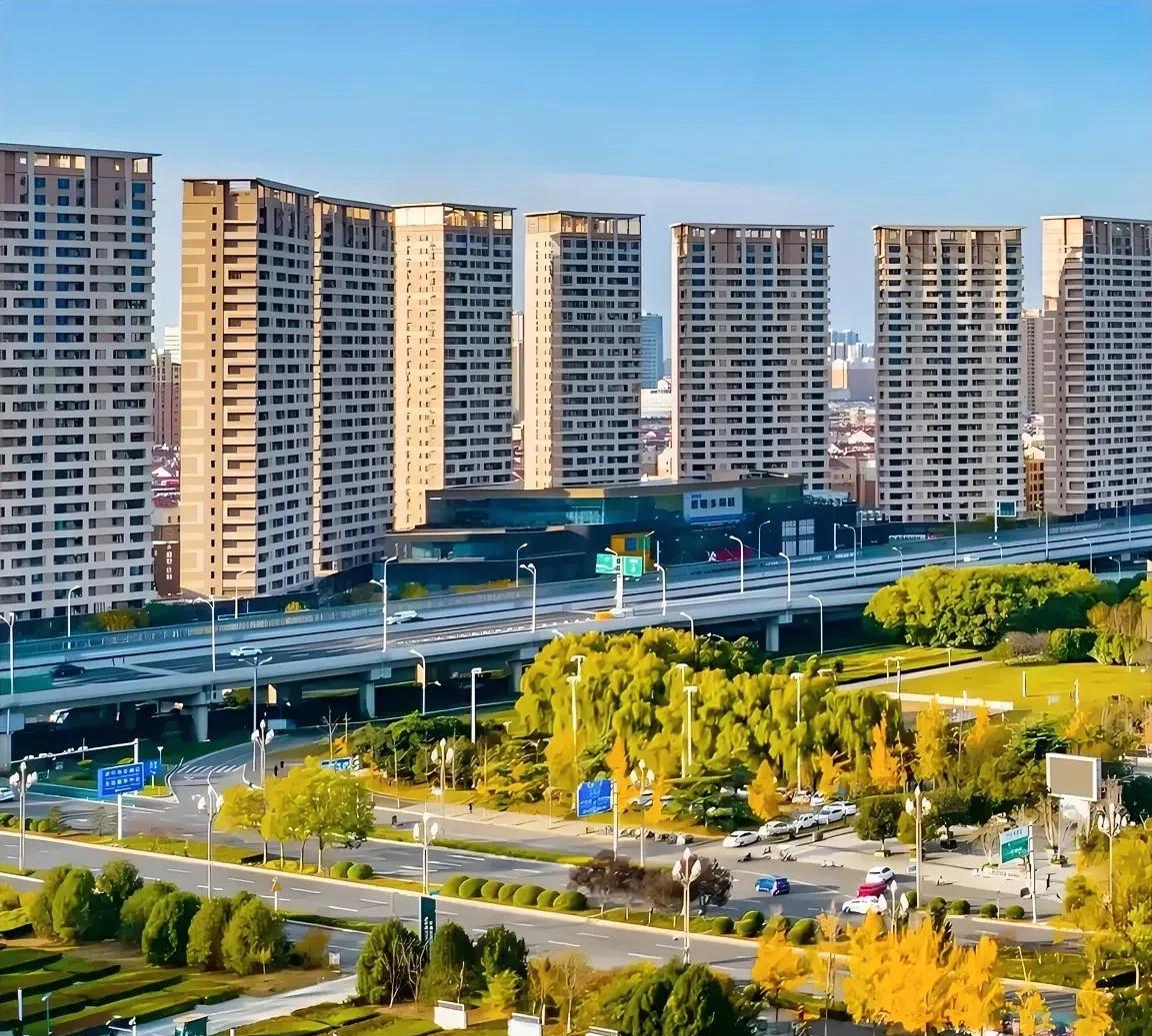 7月15日，国家统计局发布了2025年6月70个大中城市商品住宅销售价格变动情况