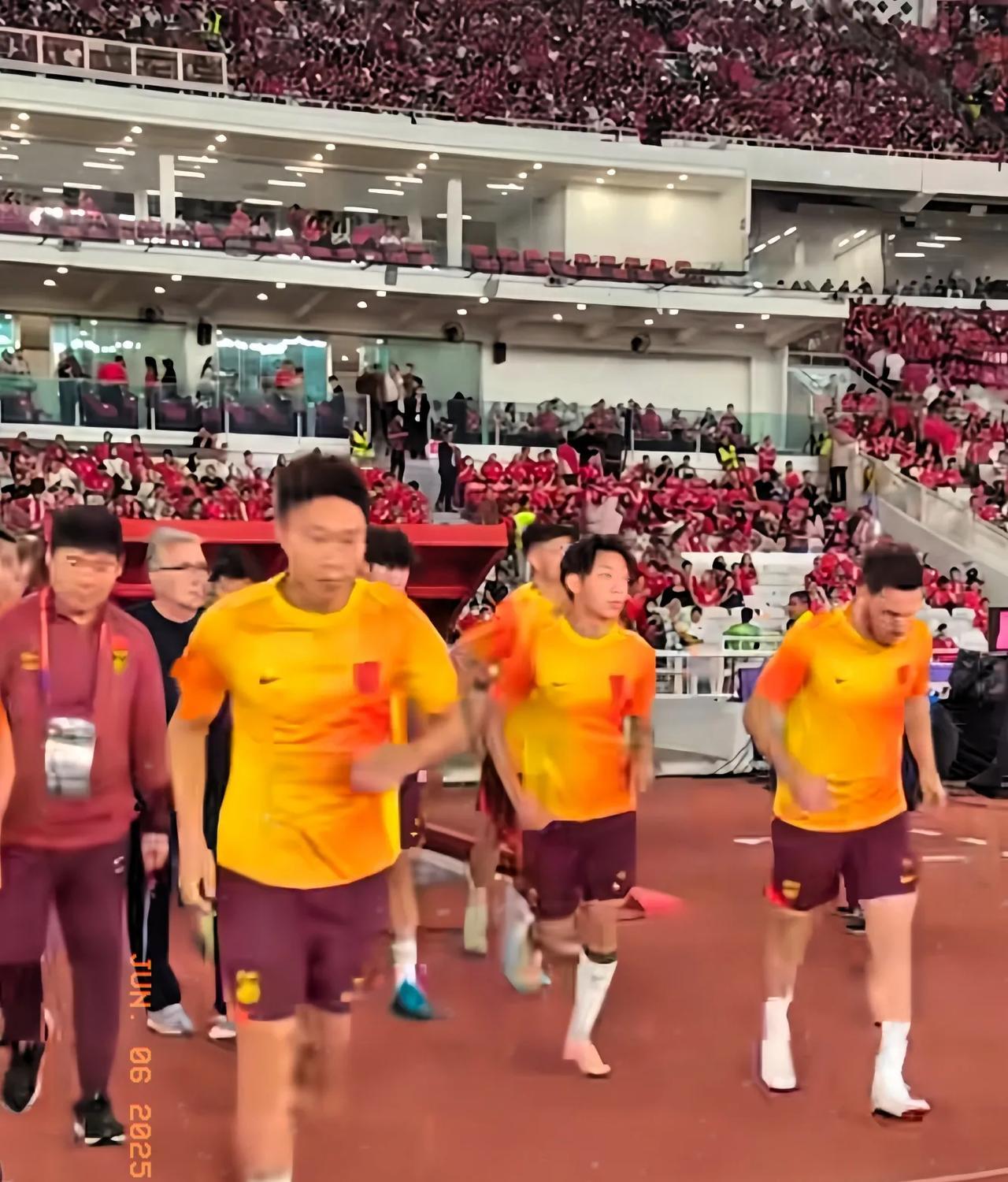 韩国媒体直言不讳的指出中国足球出局是个耻辱，并且更扎心的是他们嘲讽世界杯已经扩军