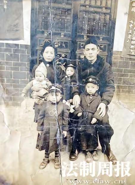 1949年，身为军统少将的何际元在湖南宁乡率部起义，主动投向人民阵营，长沙和平解