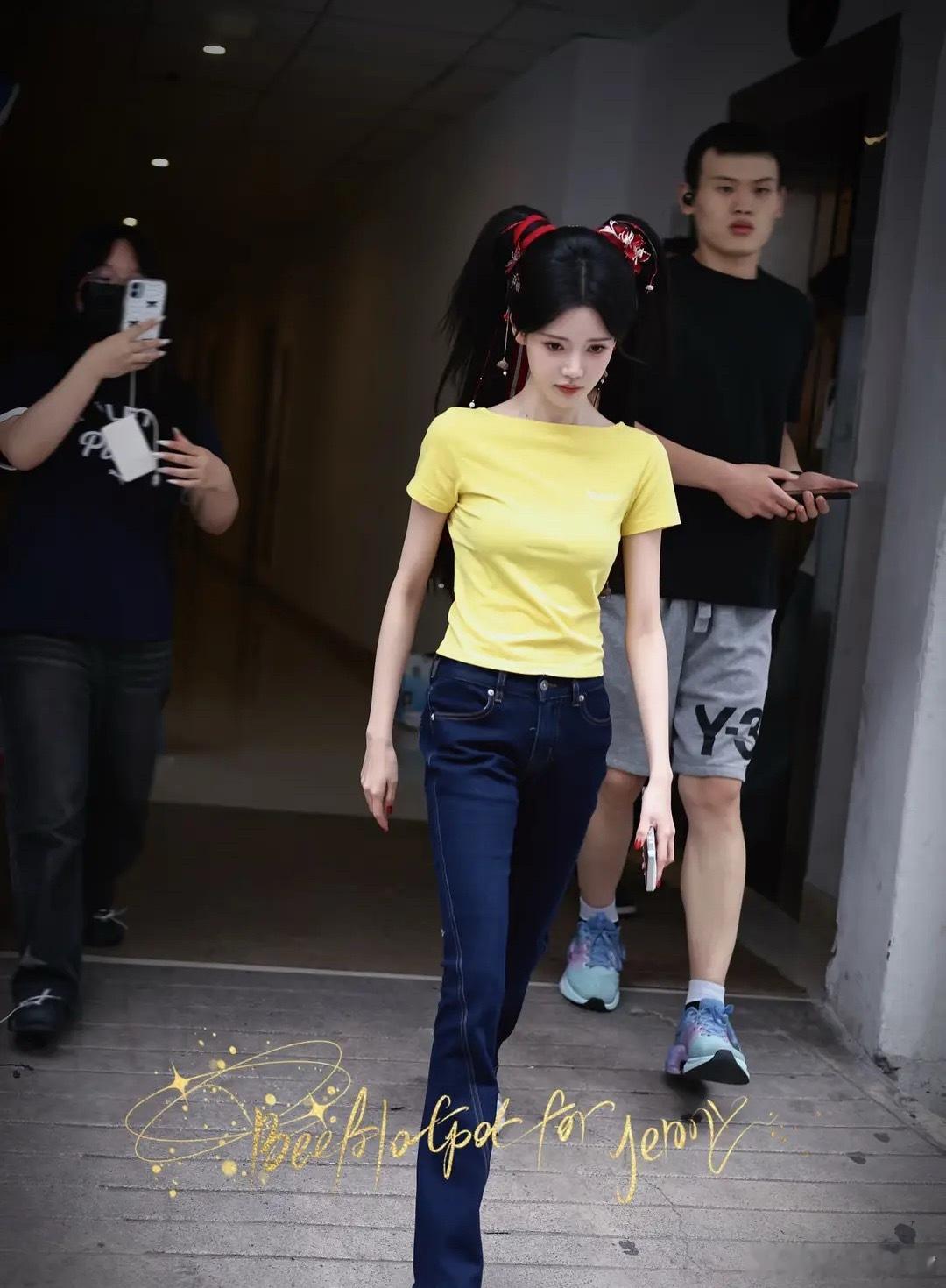 孙珍妮怎么也瘦城这样了啊，太夸张了吧