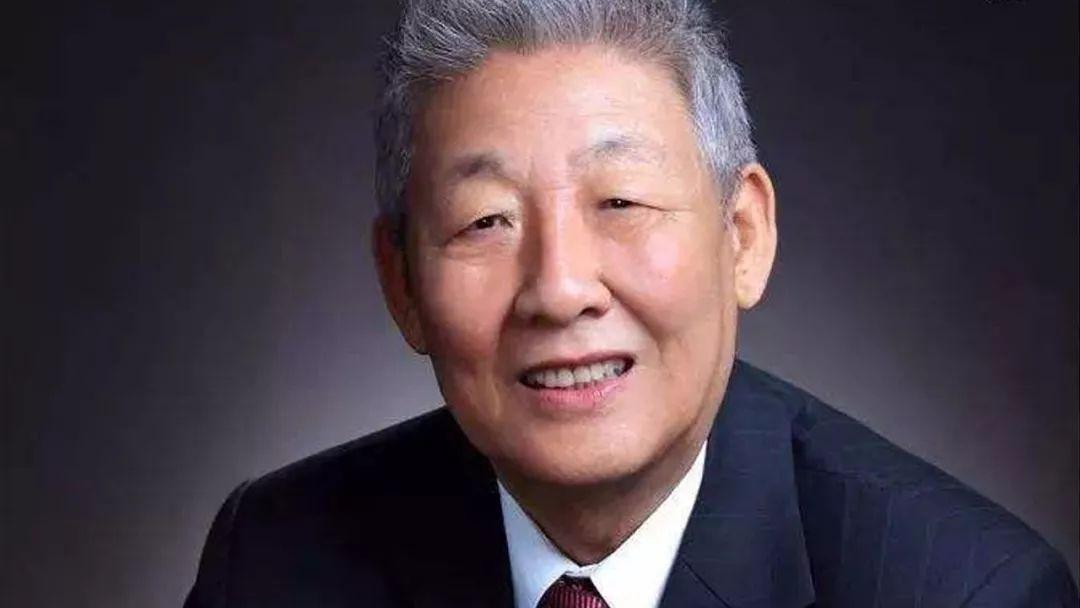 1950年元宵节，准备回家的孙家栋，发现食堂今天竟然有红烧肉，一时馋嘴的他，便决