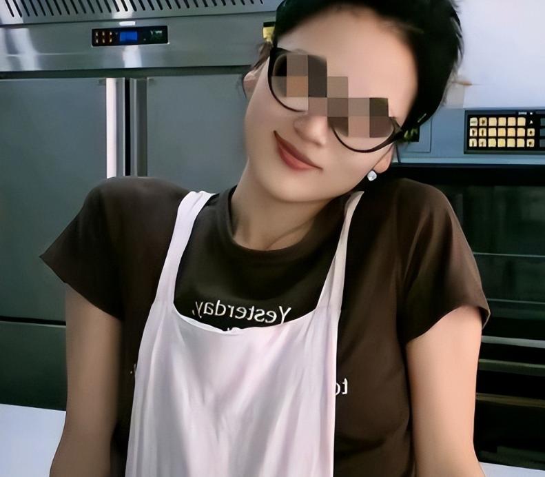 真离谱！江苏启东一位33岁的甜品店老板娘，出轨店内18岁暑假工。肆意放纵，高调挑