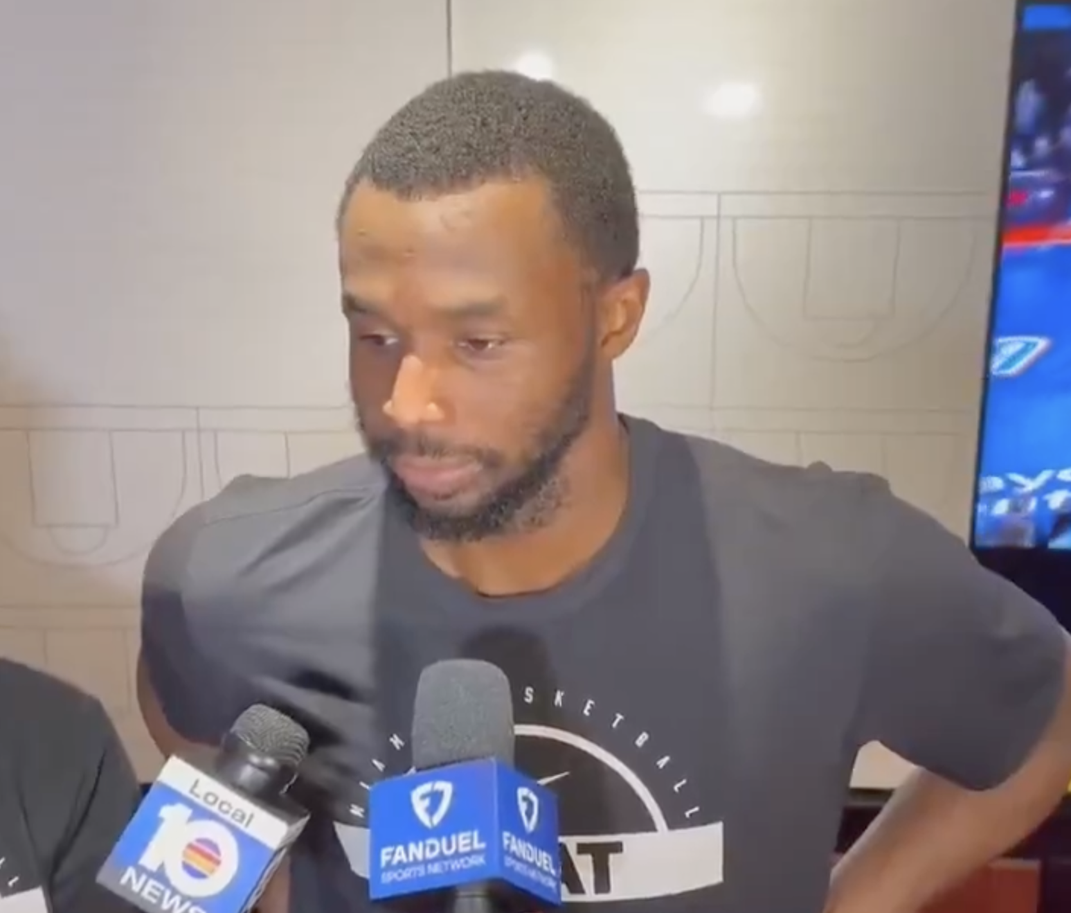 威金斯谈复出之战: 复出就赢球感觉太棒了, 以后会越来越好