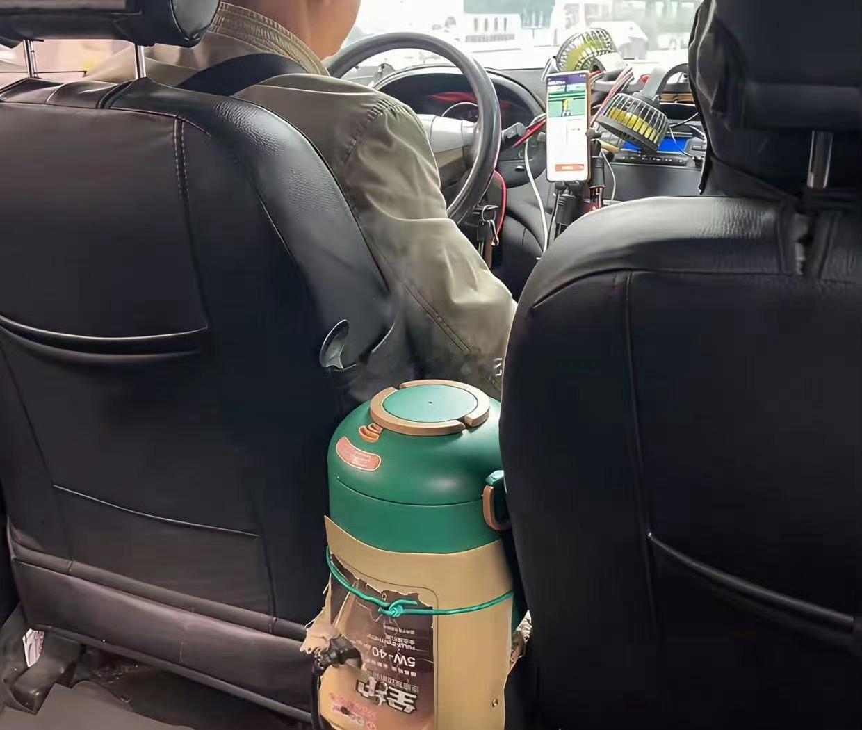 成都网约车果然还是太超前了！​​​