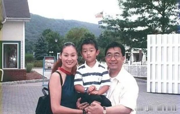 当年，著名已故美籍华裔油画家陈逸飞意外去世后，他的第二任妻子宋美英提告陈逸飞的前