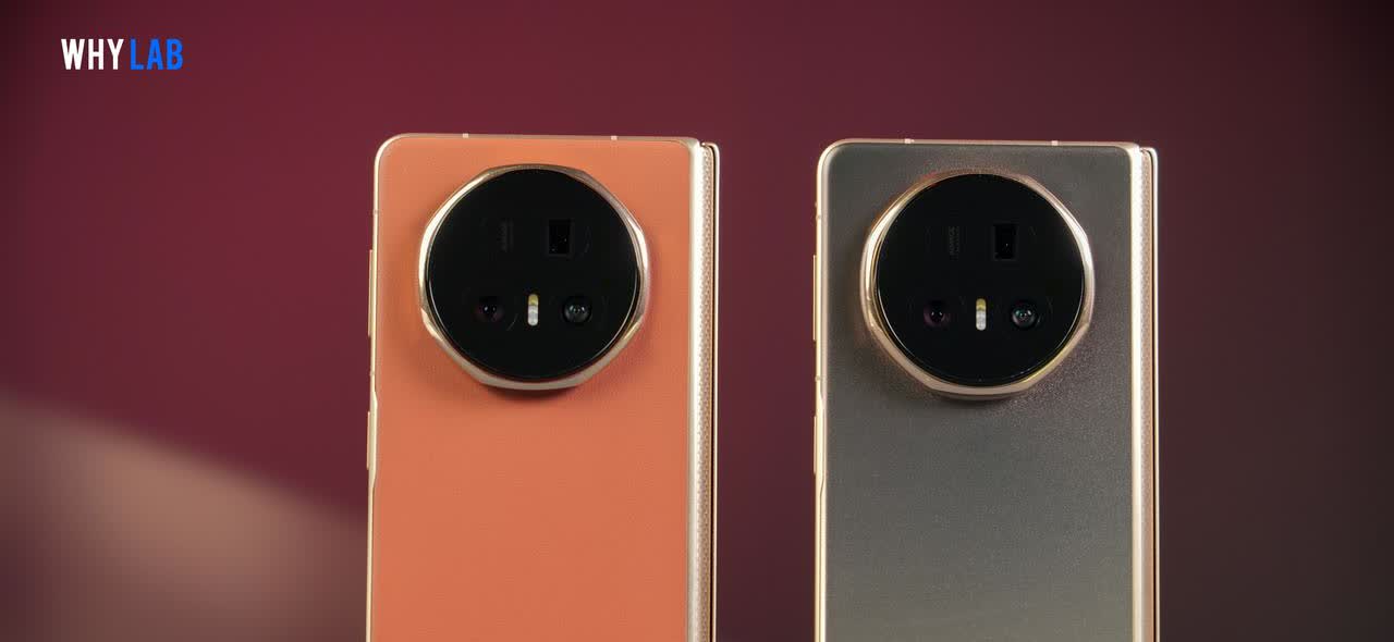 MagicV5曙光金、丝路敦煌双色真机荣耀MagicV5这一