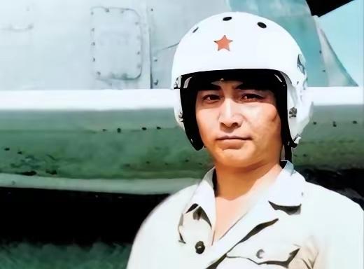 南海撞机王伟成功跳伞，为啥10万人都找不到他？直到20多年后才懂​​对于王伟，