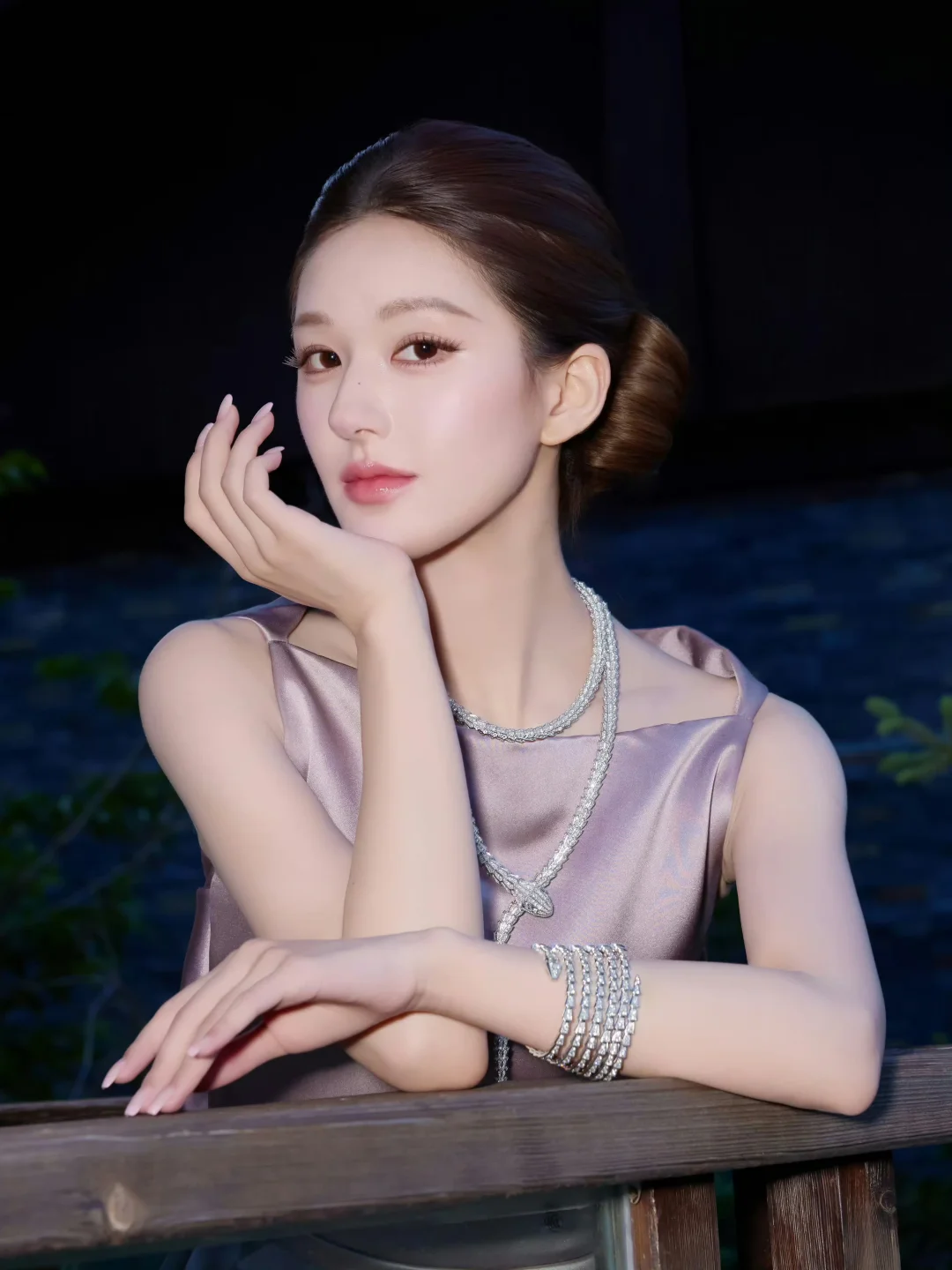 谁懂啊！这张脸真的好高级！💎