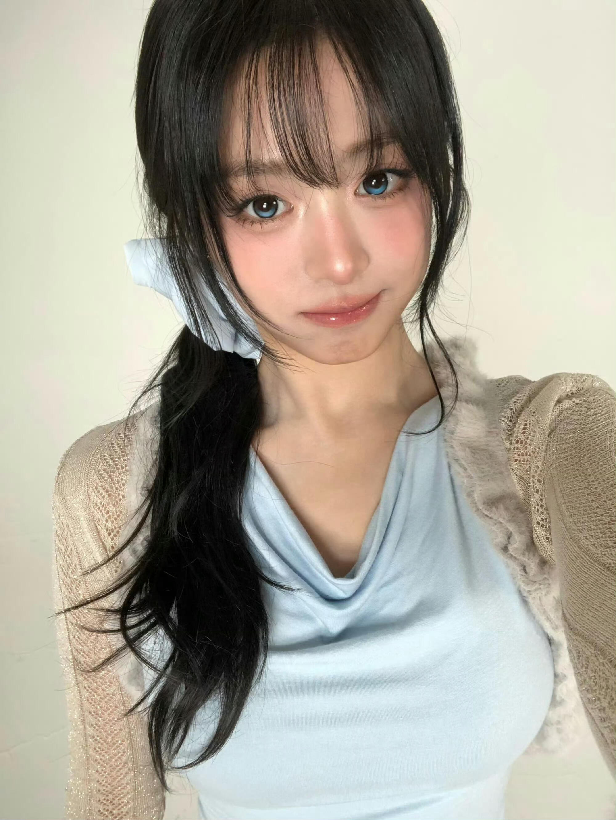 这个babyblue美瞳真的蓝到我心窝里去了….🦋