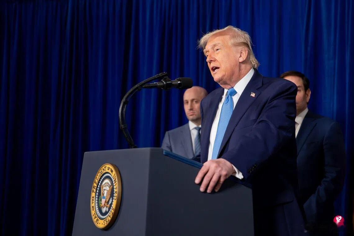 特朗普是真的飘了，居然在发布会上公开指责了普京。据路透社报道，特朗普成功逮捕马杜