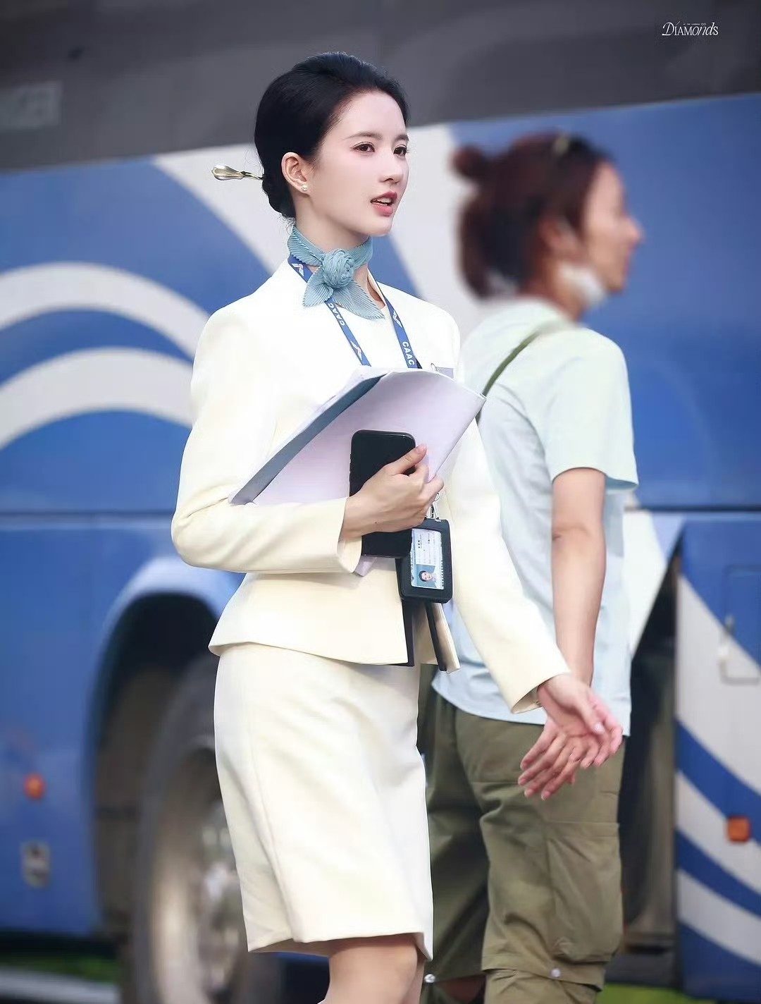 重生之刘些宁改行当空姐刘些宁真的没改行吗？也太贴角色了！！​精