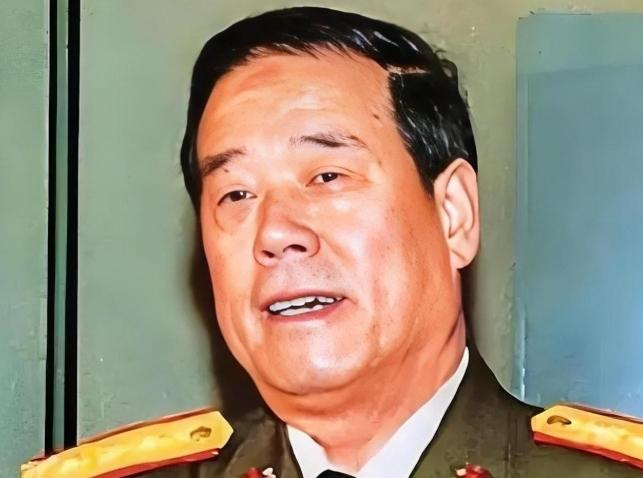 1992年傅全有担任总后勤部长，有一次问身边的战士，你当兵时从家里带了多少钱？战