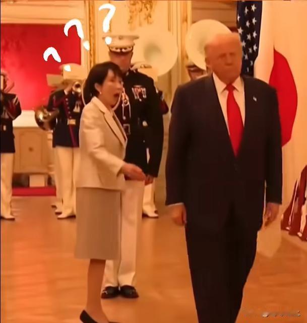 小日子们心里那叫一个难受，不知道怎么找角度赢了特朗普在日本VS特朗普在中国