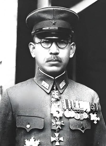 冈村宁次手握105万大军，当他听到日本投降后，第一反应是什么？1945年，岗村宁