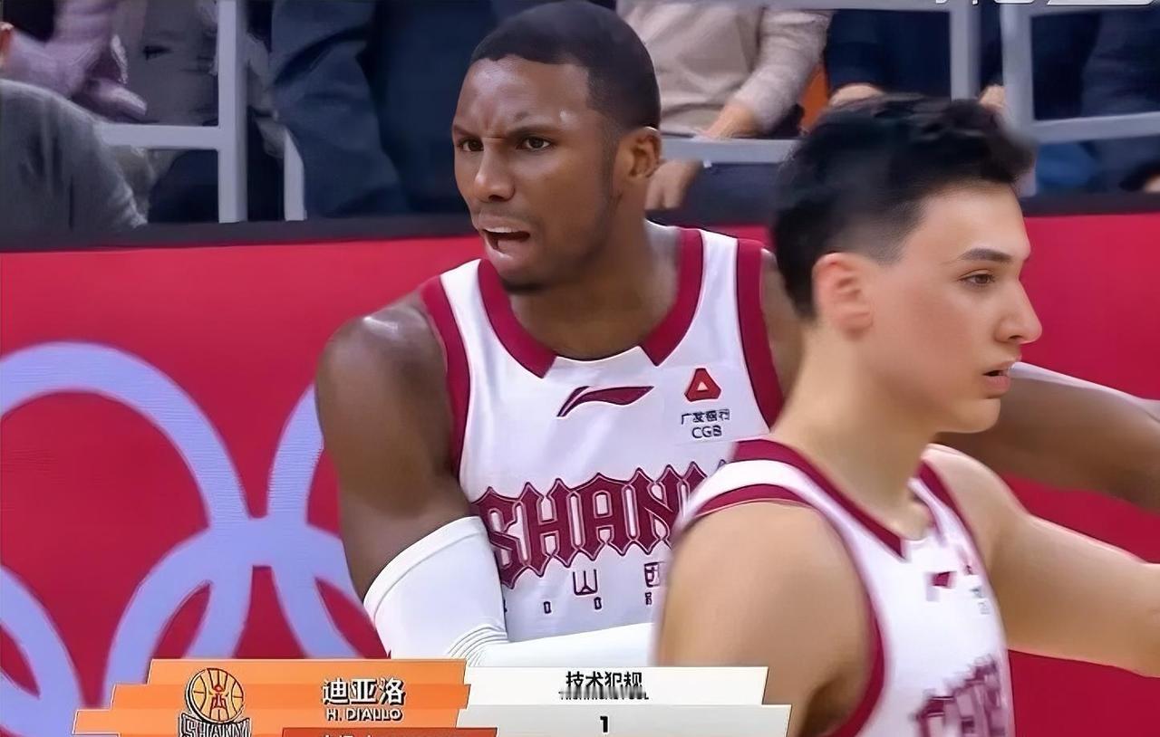 太精彩了！山西93-86险胜新疆，这3位球员是赢球功臣！1. 迪亚洛，这场